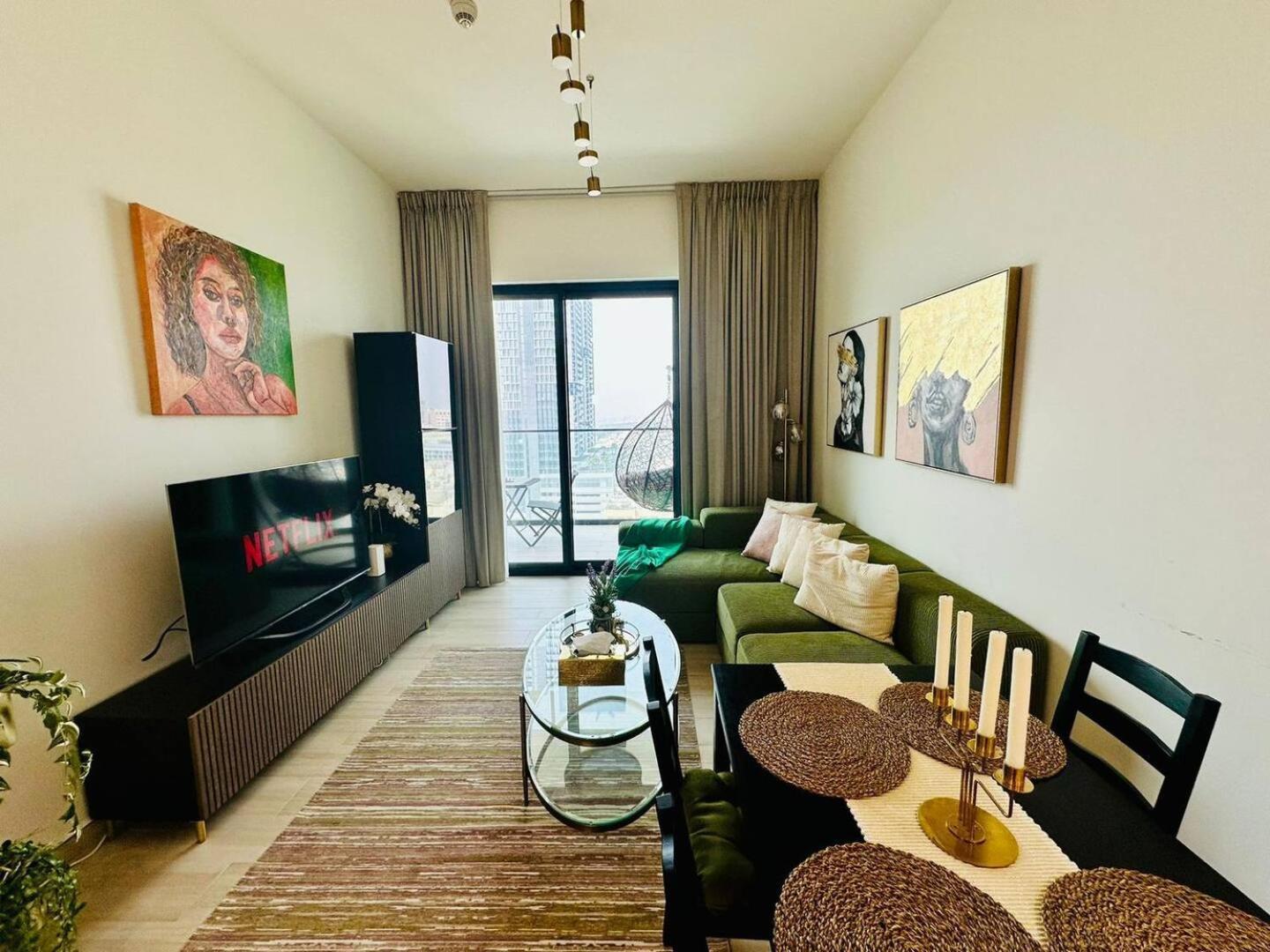 Apartment Chic 2Br In Jvc Balcony Pool & Parking *